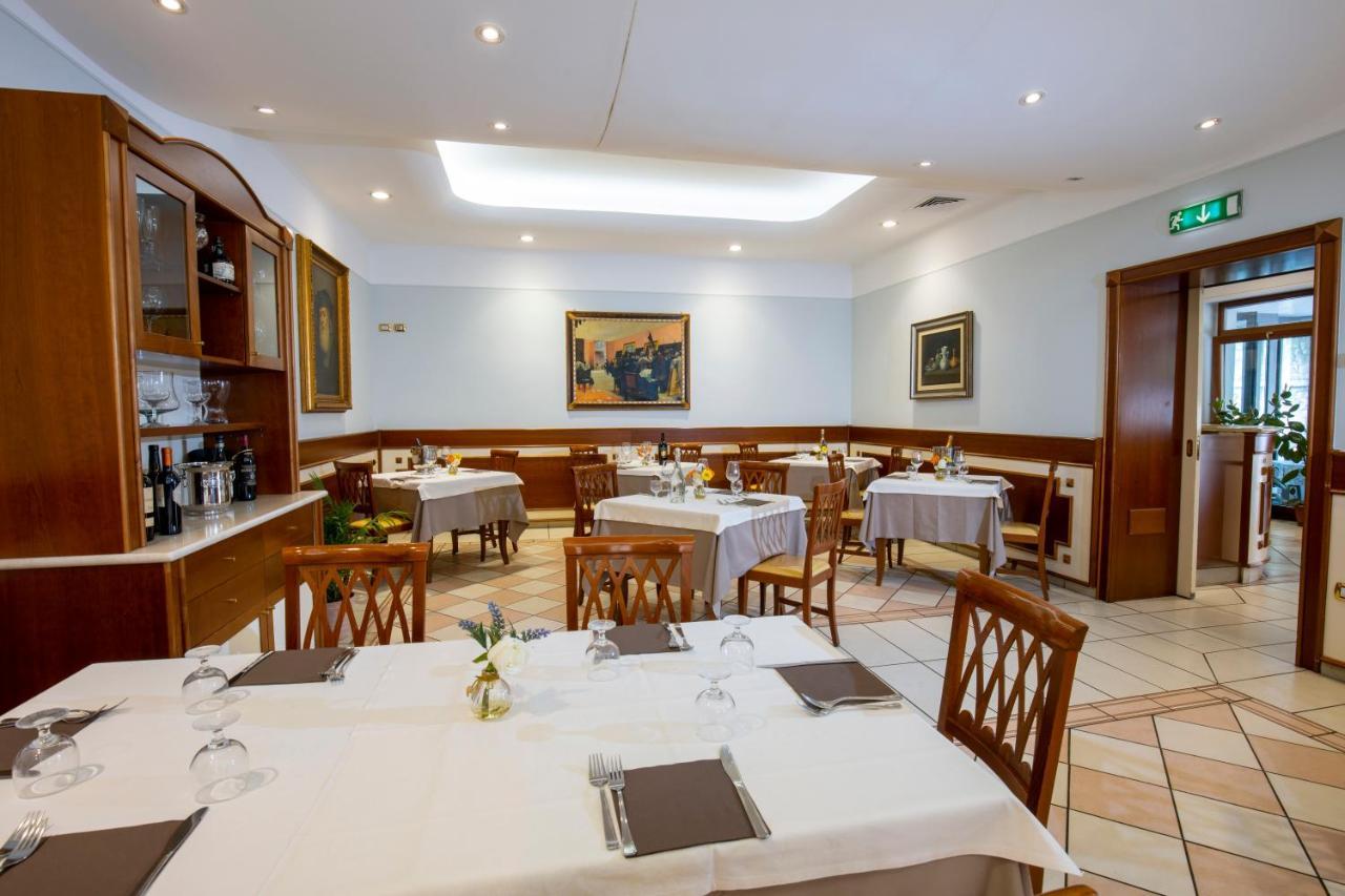Hotel Sollievo San Giovanni Rotondo Dış mekan fotoğraf